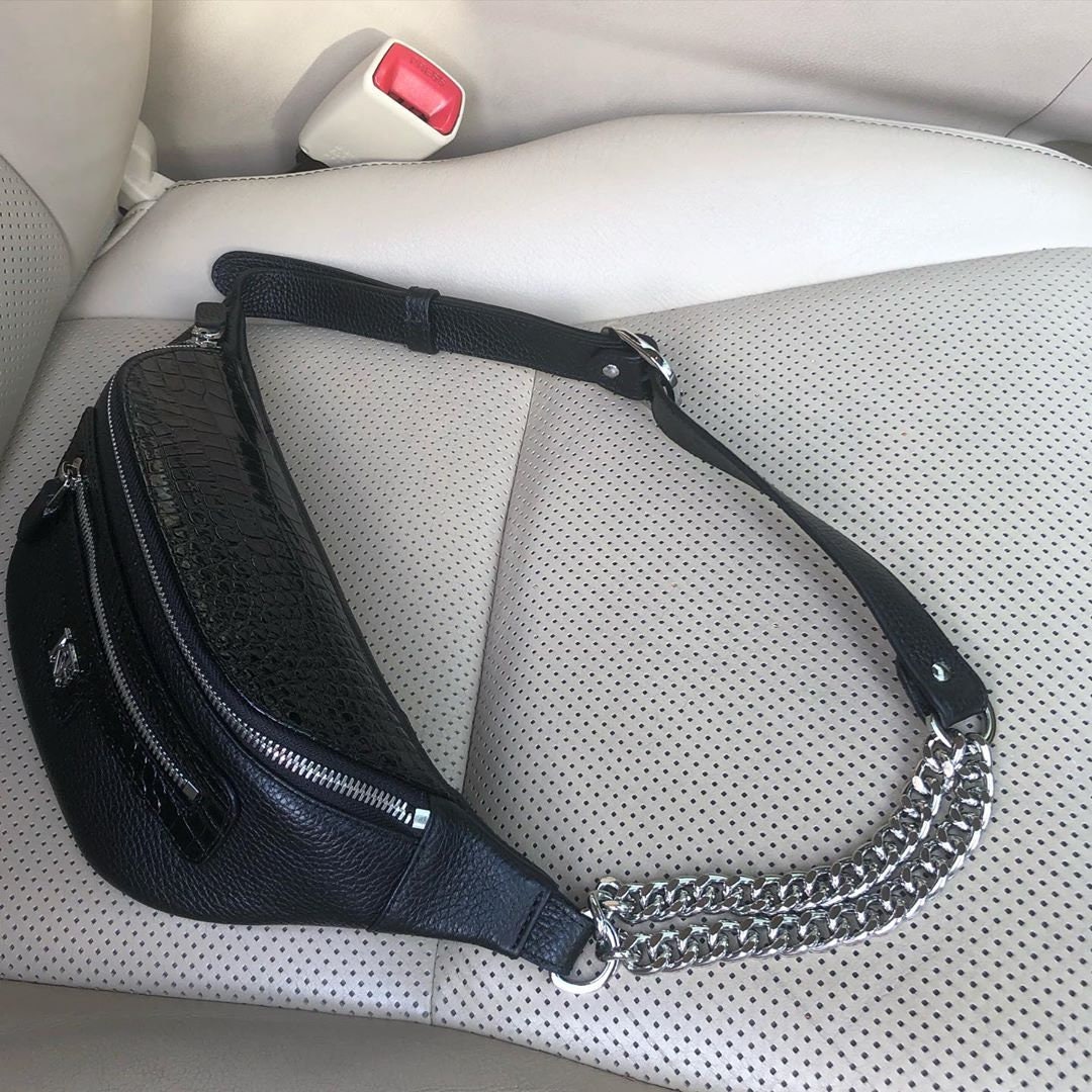 Leather women's Banana bag, Black Leather Banana bag, Women's Bananka bag, Leather belt Bananka bag KF-3758 - Image 6